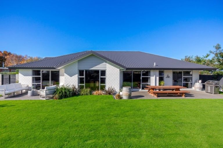 Photo of property in 67b Colemans Road, Springlands, Blenheim, 7201