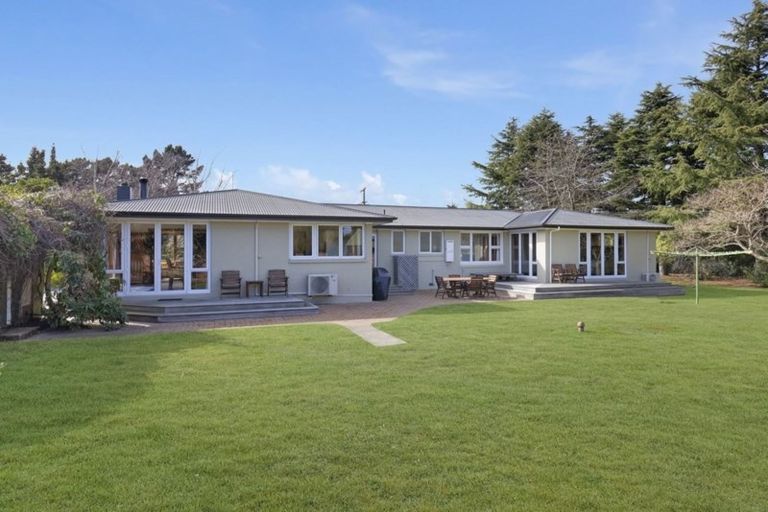 Photo of property in 39 Golf Links Road, Rangiora, 7473