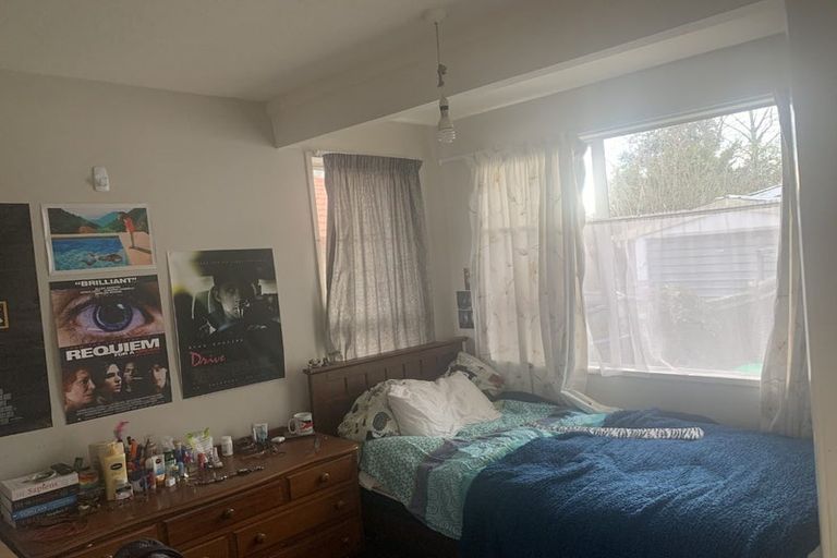 Photo of property in 8 Auburn Avenue, Upper Riccarton, Christchurch, 8041