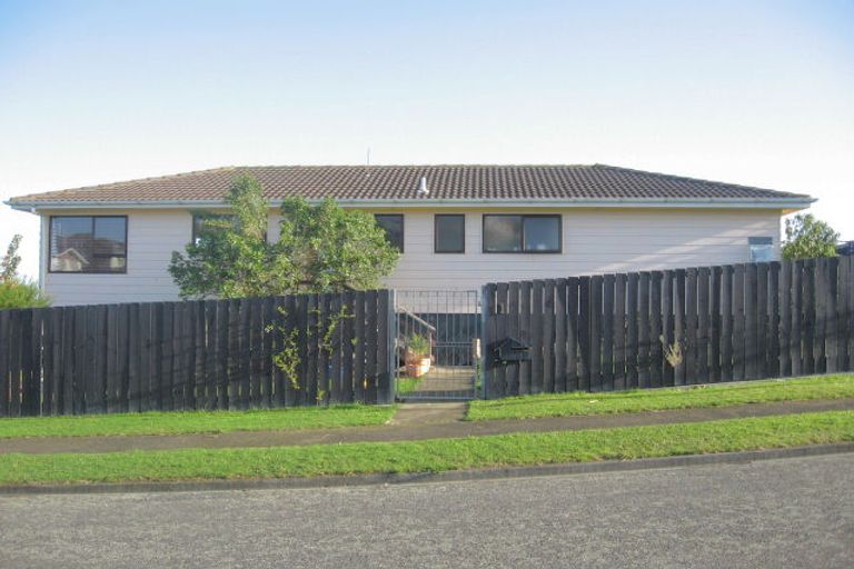 Photo of property in 1 Rothwell Street, Titahi Bay, Porirua, 5022