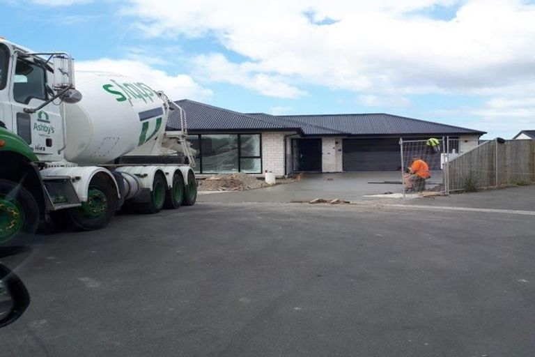 Photo of property in 19 Batchelor Place, Kaiapoi, 7630