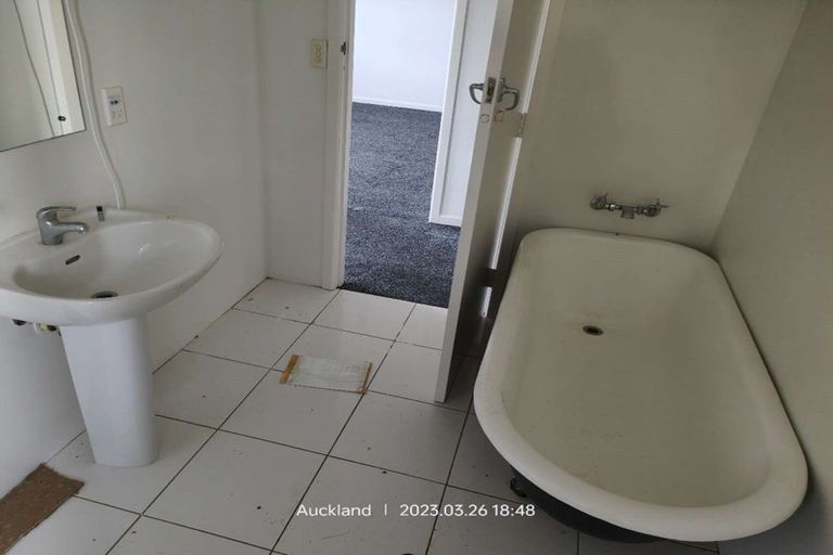 Photo of property in 122 Fred Taylor Drive, Westgate, Auckland, 0814