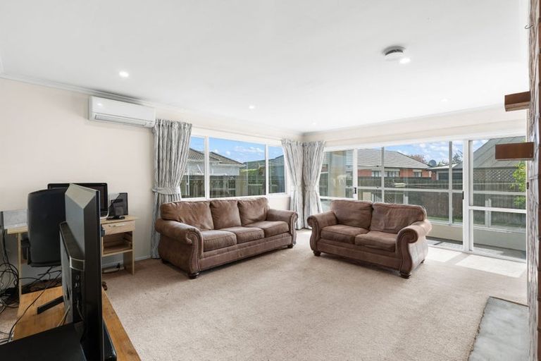 Photo of property in 17 Suva Street, Upper Riccarton, Christchurch, 8041