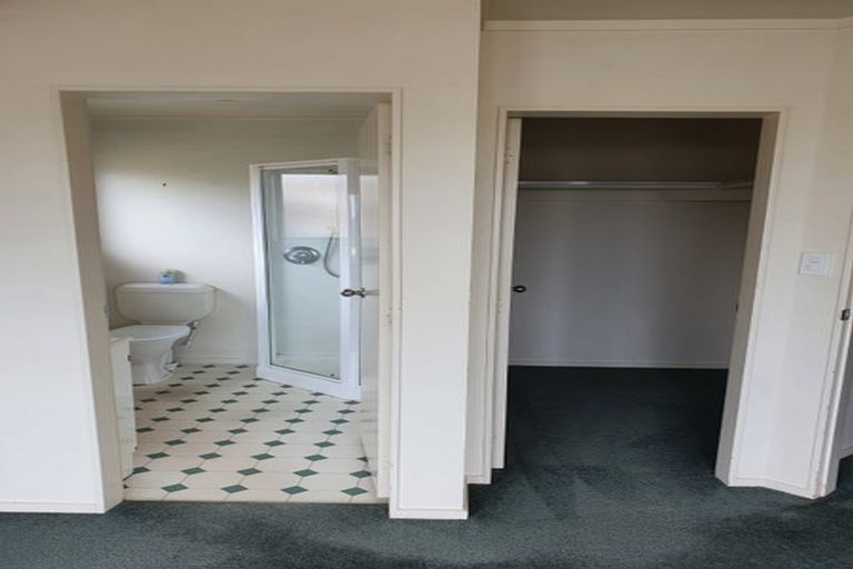 Photo of property in 31a Nalanda Crescent, Broadmeadows, Wellington, 6035