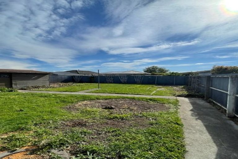 Photo of property in 53 Oriana Crescent, Hornby, Christchurch, 8042