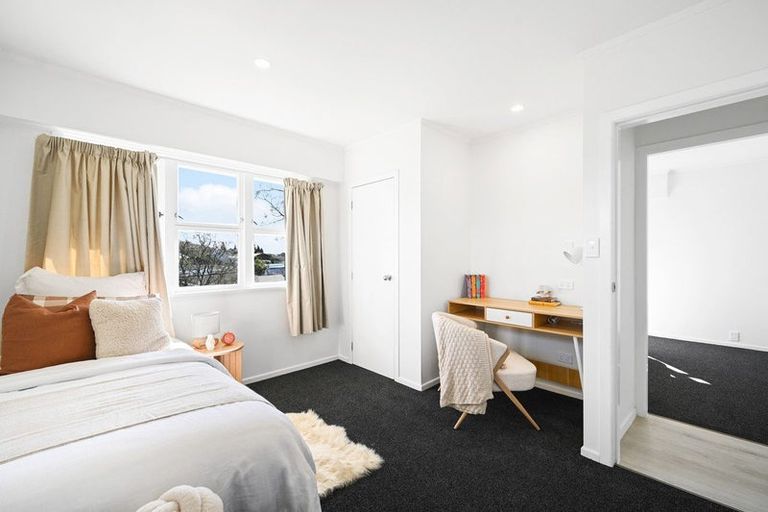 Photo of property in 23 Huia Avenue, Forest Lake, Hamilton, 3200