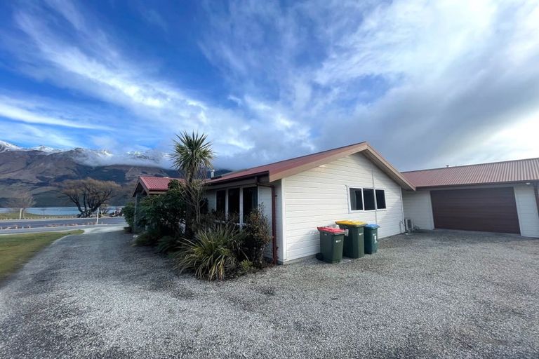 Photo of property in 37 Benmore Place, Glenorchy, 9372