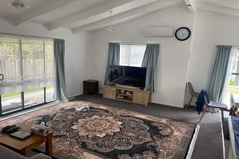 Photo of property in 24 Freda Place, Favona, Auckland, 2024