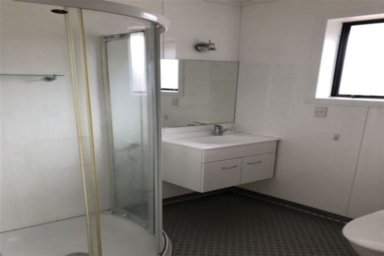 Photo of property in 11 Heriott Close, Burwood, Christchurch, 8083