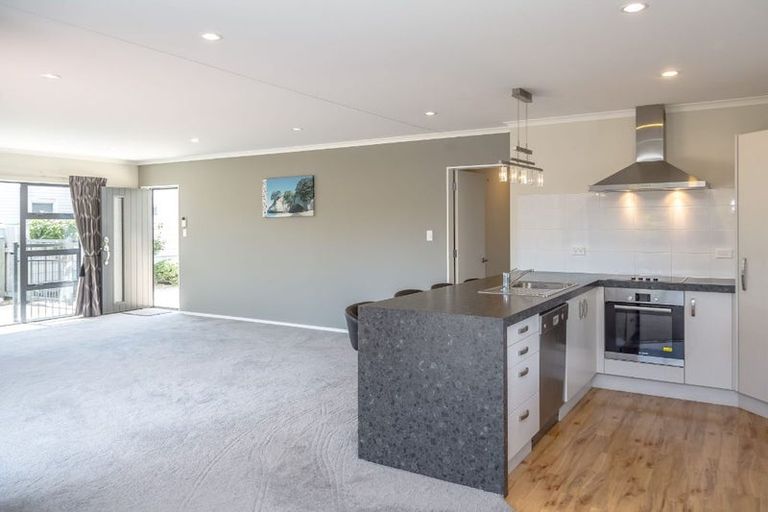 Photo of property in 12 Taylor Street, Carterton, 5713