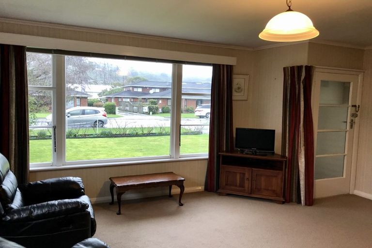 Photo of property in 83 Oxford Street, Tawa, Wellington, 5028