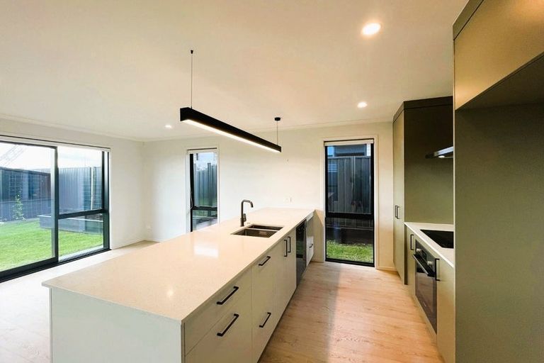 Photo of property in 73 Heartwood Avenue, Omokoroa, 3114