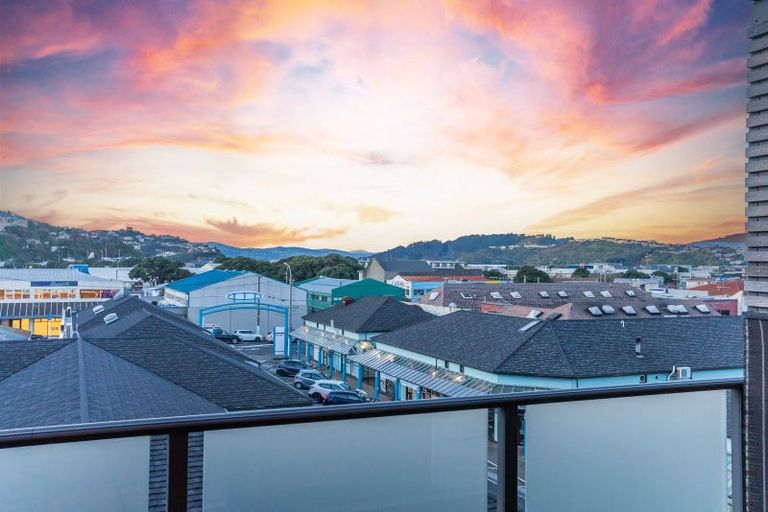 Photo of property in 4/45 Childers Terrace, Kilbirnie, Wellington, 6022