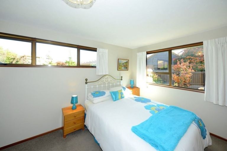 Photo of property in 17 Parr Place, Ilam, Christchurch, 8041