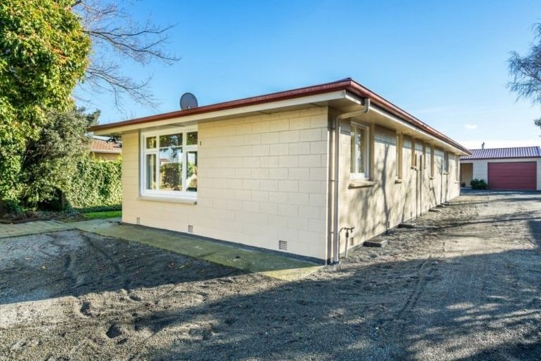 Photo of property in 2/271 Woodham Road, Linwood, Christchurch, 8062