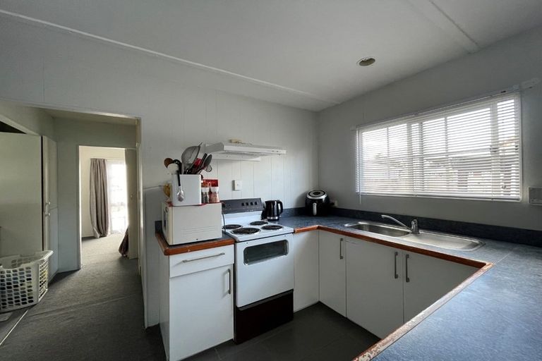 Photo of property in 1/10 Fisher Crescent, Otara, Auckland, 2023