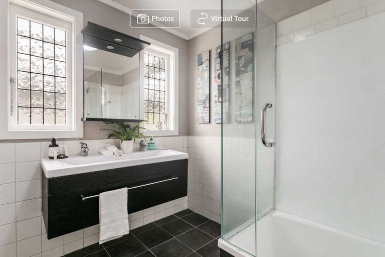 Photo of property in 69 Balmain Road, Birkenhead, Auckland, 0626