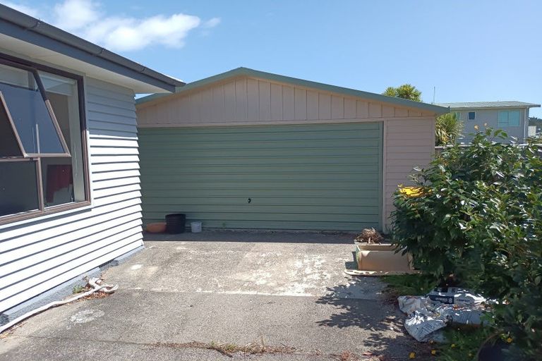 Photo of property in 12 Tasman Street, Carters Beach, Westport, 7825