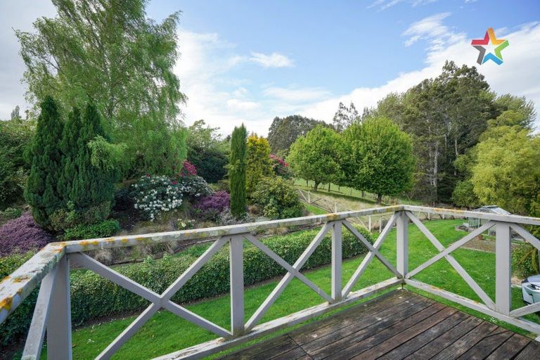 Photo of property in 72 Bush Street, Lumsden, 9730