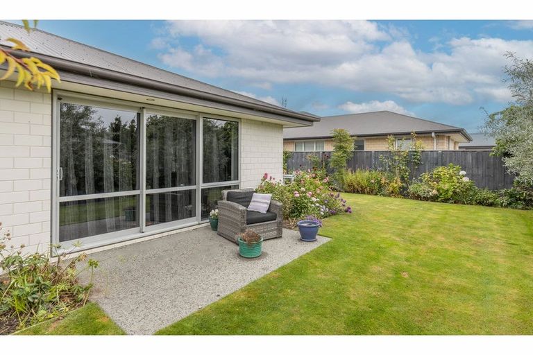 Photo of property in 4 Puaka Street, Pegasus, 7612