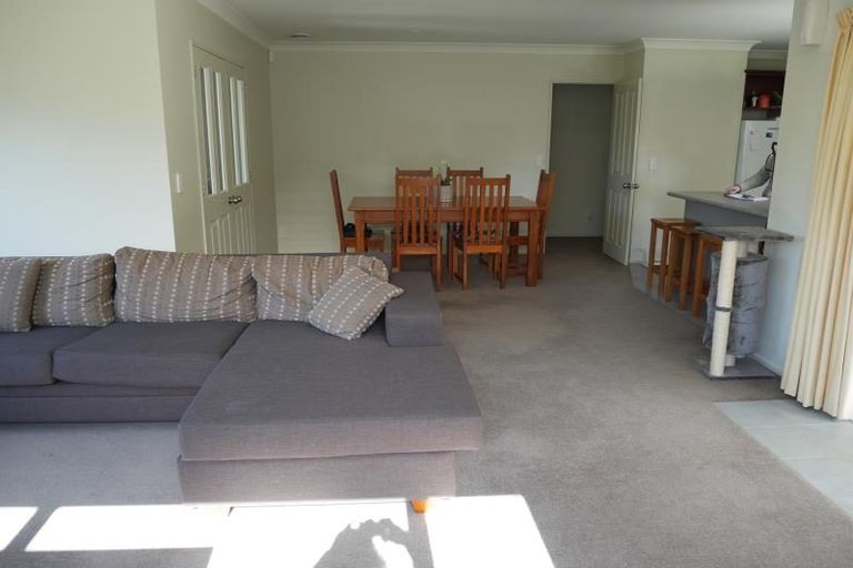 Photo of property in 16 Talbot Grove, Trentham, Upper Hutt, 5018