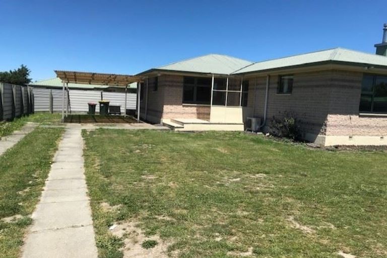 Photo of property in 69 Mcmurdo Street, Tinwald, Ashburton, 7700