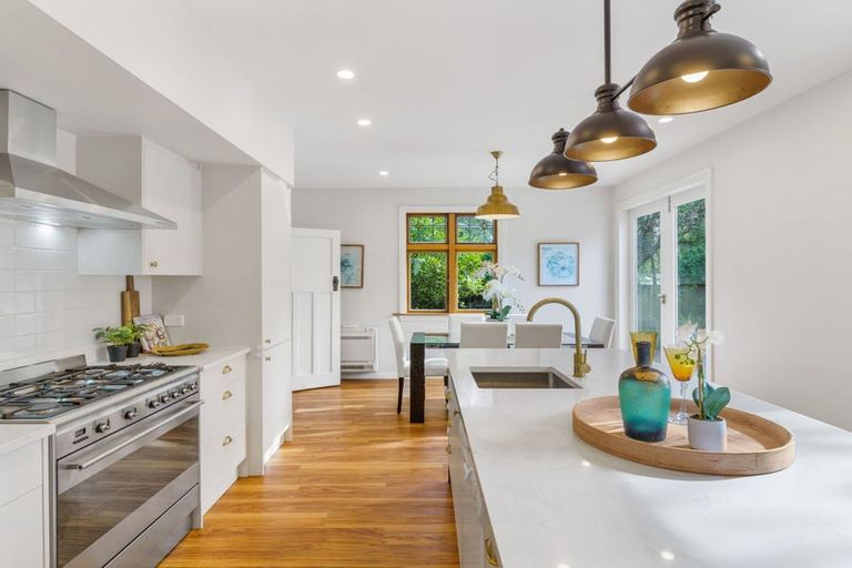 Photo of property in 43 Opawa Road, Waltham, Christchurch, 8023