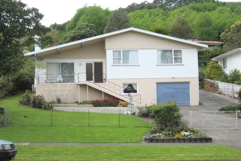 Photo of property in 39 Seddon Crescent, Whataupoko, Gisborne, 4010