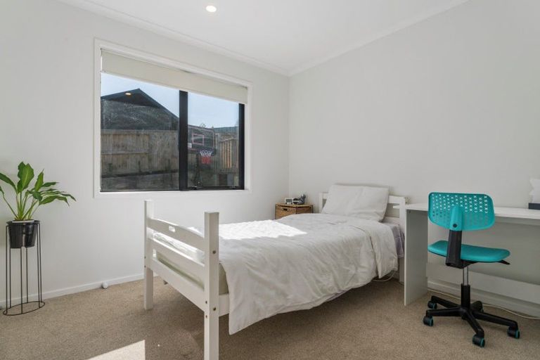 Photo of property in 83 Whakaturou Crescent, Pyes Pa, Tauranga, 3112