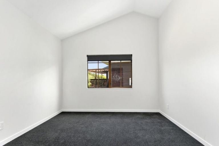 Photo of property in 23 Molyneux Close, Whitby, Porirua, 5024