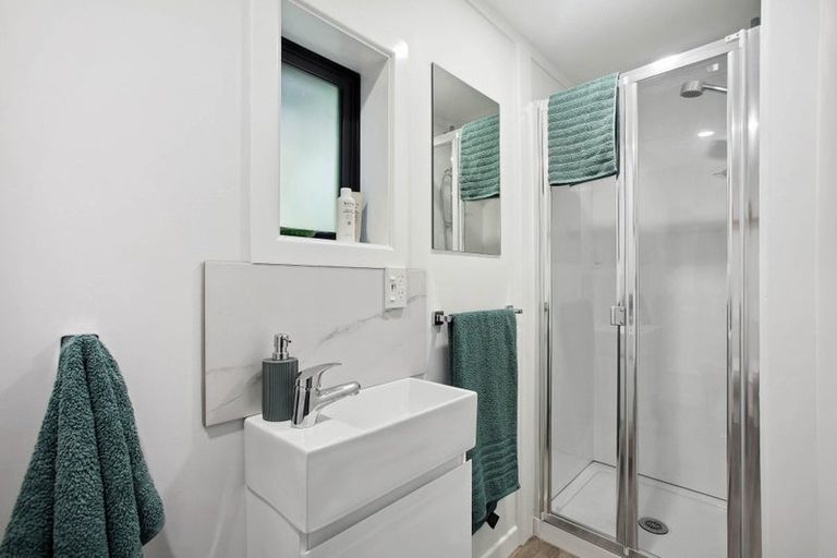 Photo of property in 2/58 Drake Street, Howick, Auckland, 2014