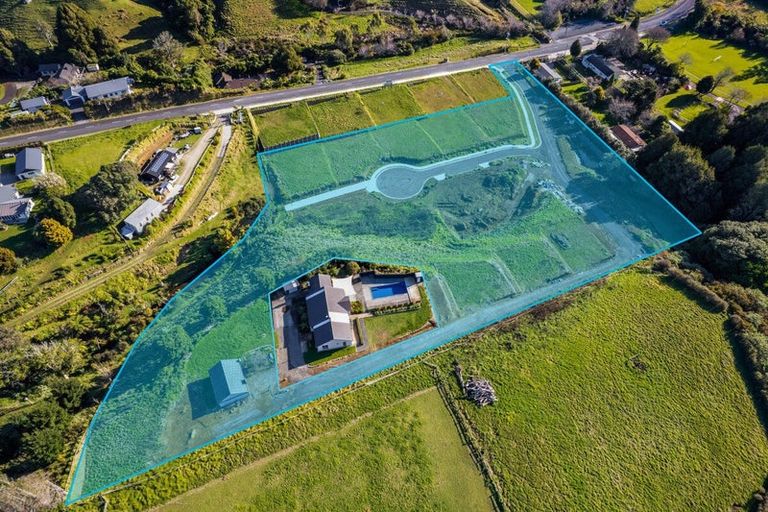 Photo of property in 361 Tukapa Street, Hurdon, New Plymouth, 4310