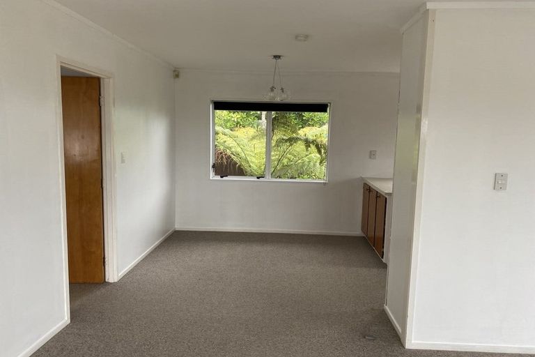 Photo of property in 158 Aviemore Drive, Highland Park, Auckland, 2010