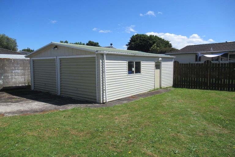 Photo of property in 13 Charles Street, Clouston Park, Upper Hutt, 5018