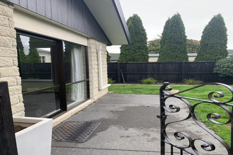 Photo of property in 2/23 Gordon Avenue, St Albans, Christchurch, 8014