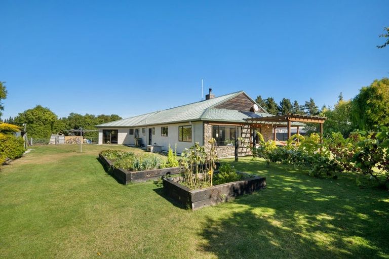 Photo of property in 432 Domain Road, Lake Hawea, Wanaka, 9382