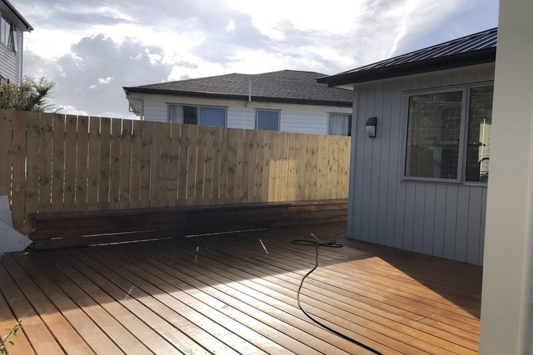 Photo of property in 36 Windlass Street, Long Bay, Auckland, 0630