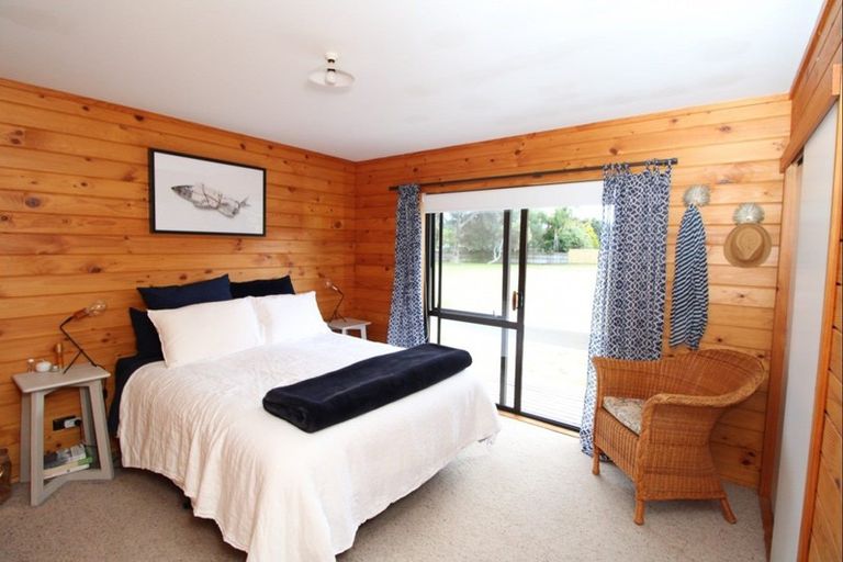 Photo of property in 219 Waimaire Avenue, Matarangi, Whitianga, 3592