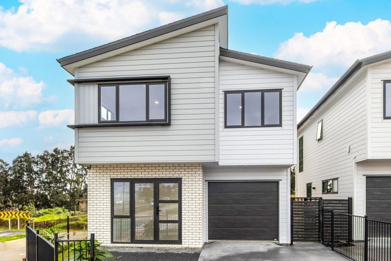 Photo of property in 35 Whiteywood Street, Westgate, 0814