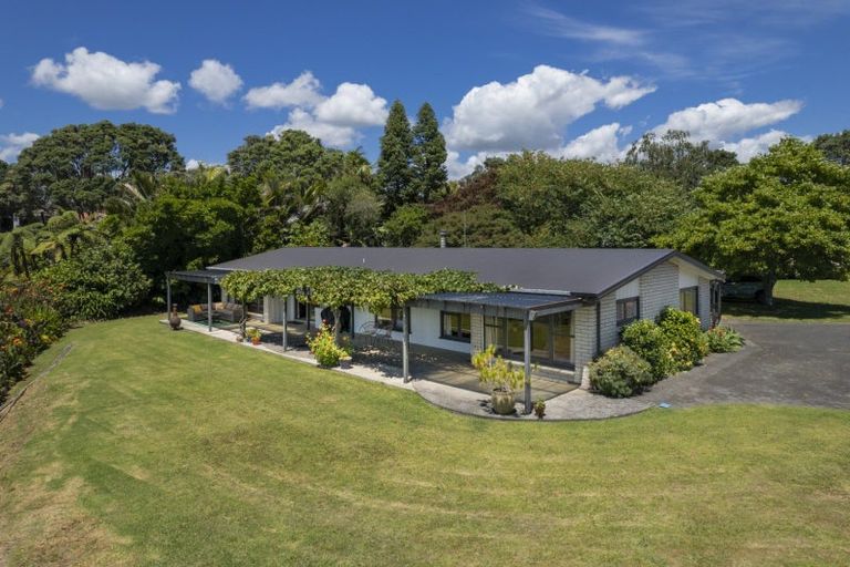 Photo of property in 276 Plummers Point Road, Whakamarama, 3172
