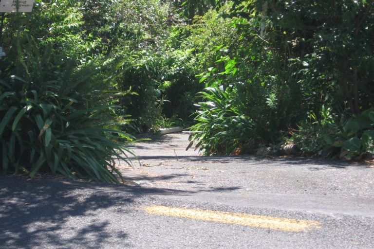 Photo of property in 2/167 Manuka Road, Bayview, Auckland, 0629