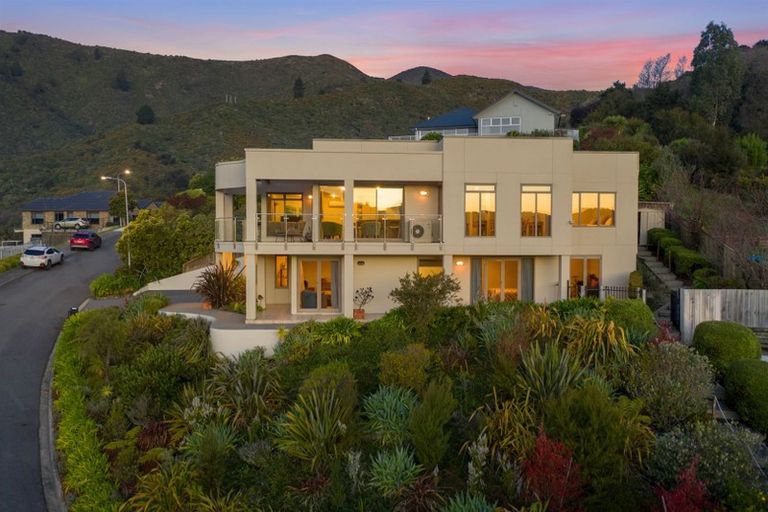 Photo of property in 6 Moana Heights, Waikawa, Picton, 7220