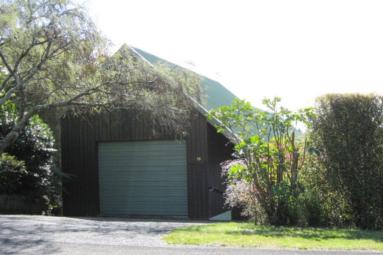 Photo of property in 29 Waiparemo Crescent, Pukawa Bay, Turangi, 3381
