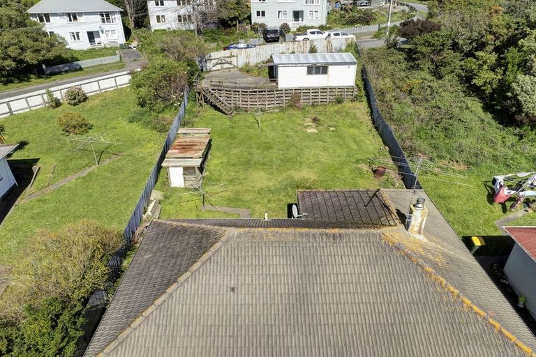 Photo of property in 172 Champion Street, Cannons Creek, Porirua, 5024
