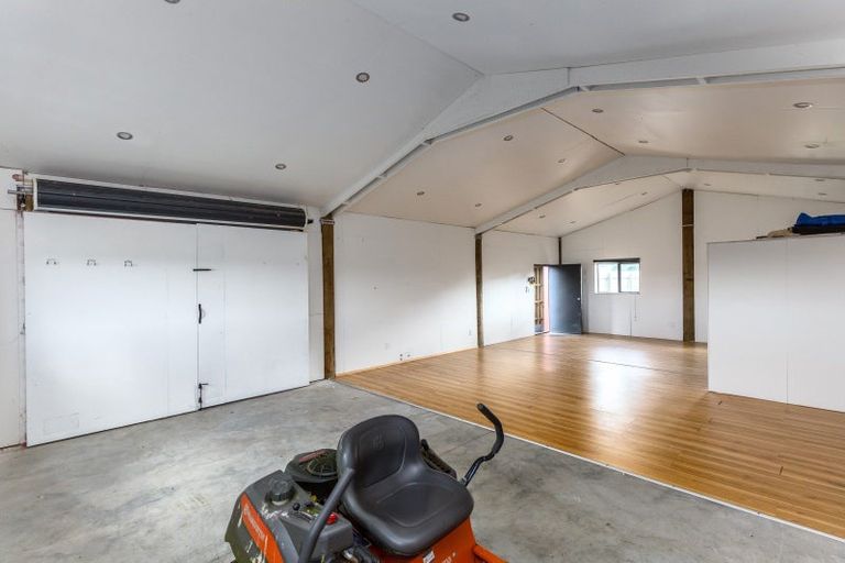 Photo of property in 370 Western Lake Road, Western Lake, Featherston, 5773