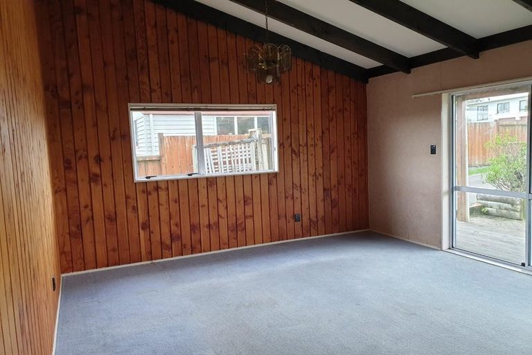 Photo of property in 303 Maungaraki Road, Maungaraki, Lower Hutt, 5010