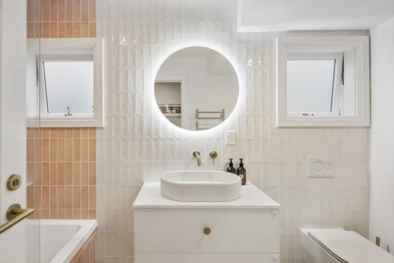 Photo of property in 22 Duppa Street, Berhampore, Wellington, 6023