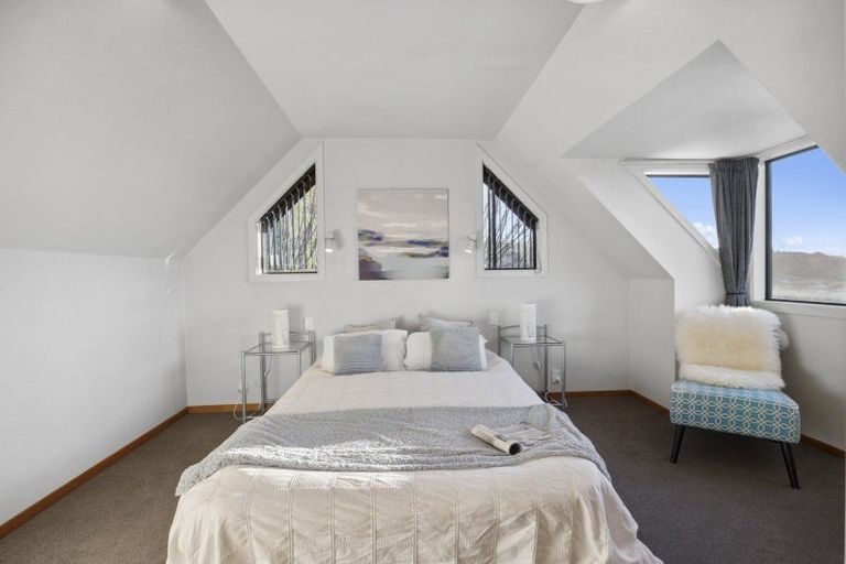 Photo of property in 48 Easther Crescent, Kew, Dunedin, 9012