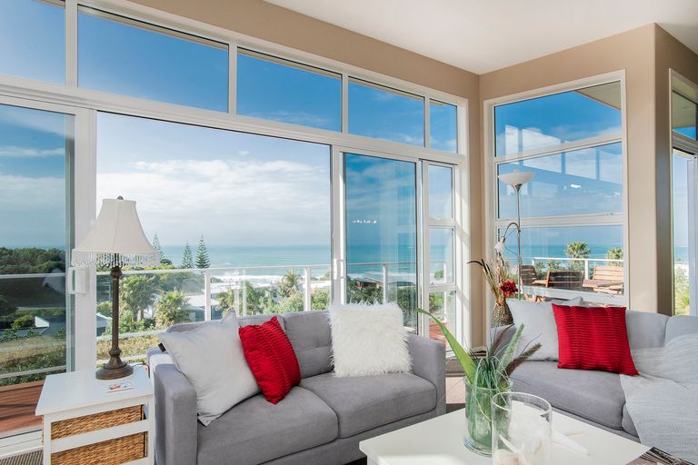 Photo of property in 30 Sirrah Street, Okitu, Gisborne, 4010