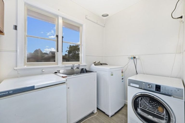 Photo of property in 27 Claridges Road, Casebrook, Christchurch, 8051